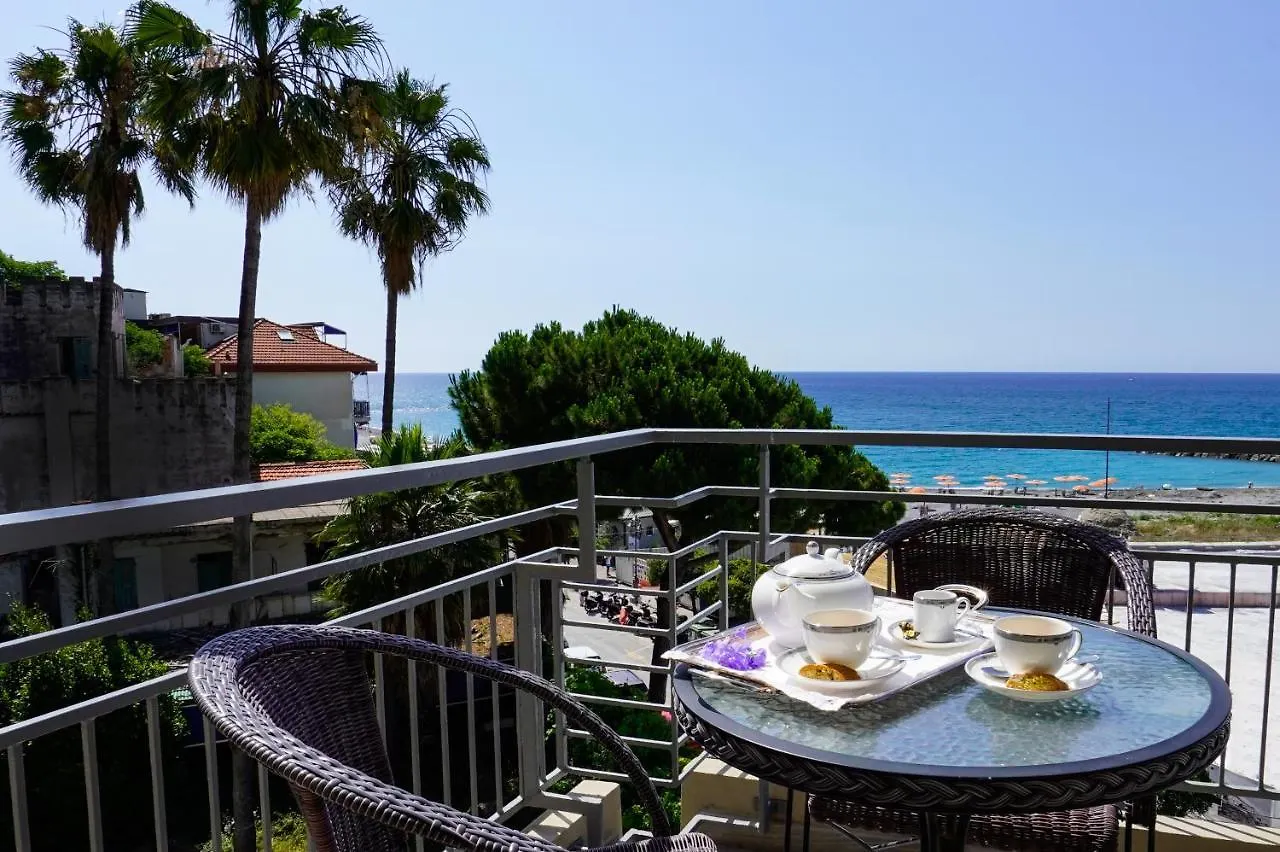 Sole Mare Hotel Ventimiglia 3*,